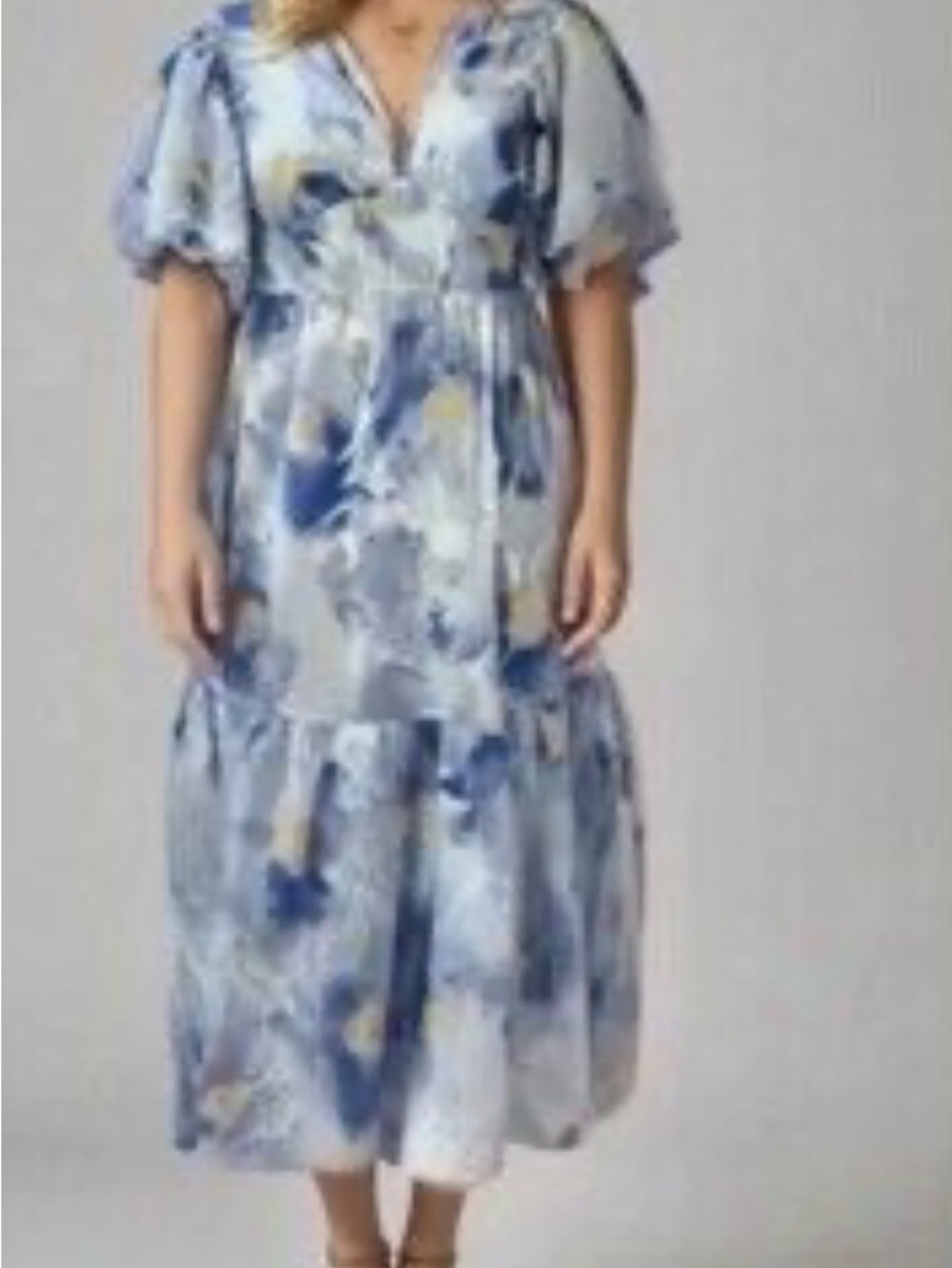 Jessica Simpson Blue and White Floral Maxi Dress medium